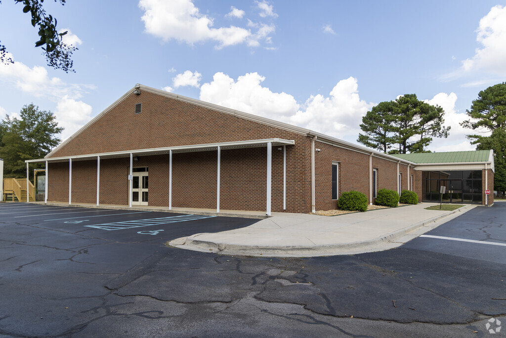 Huntsville Christian Academy is a Private Religious School serving k through 12th grades.