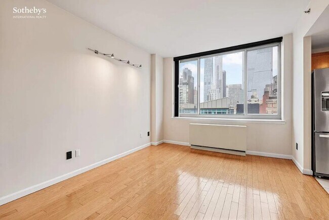 520 W 23 St unit 16C, New York, NY 10011 - photo 4
