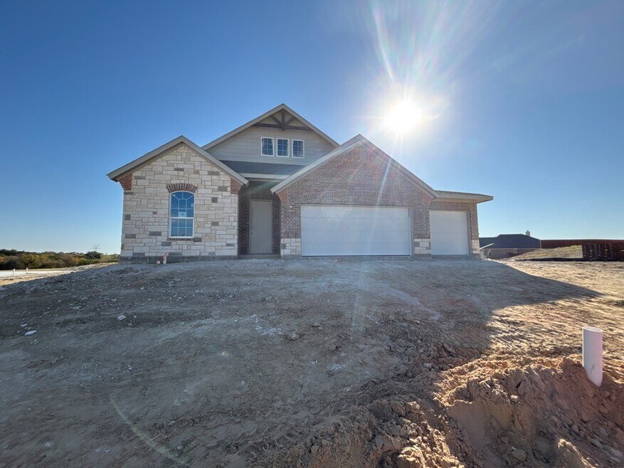 2300 Shamrock Ln, Weatherford, TX 76087 - photo 1