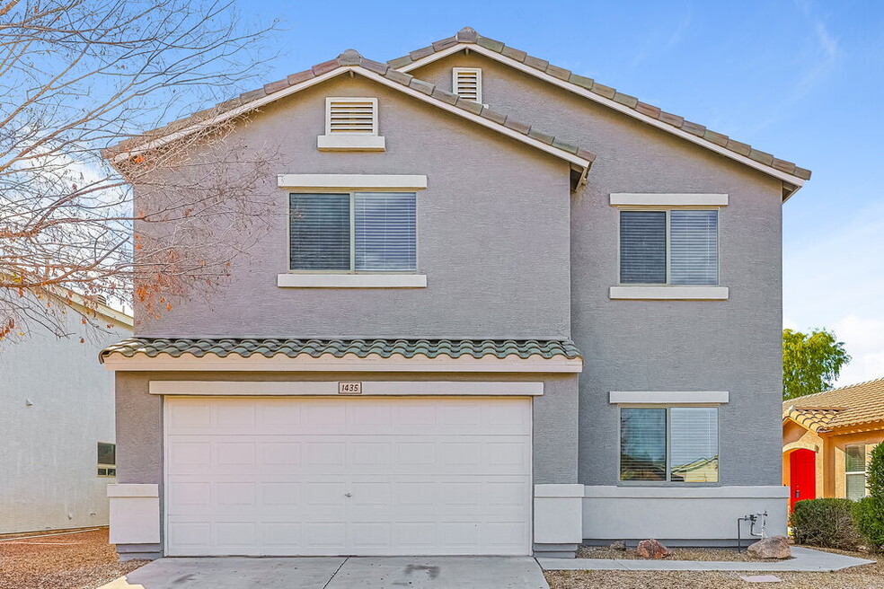 1435 E Pryor Rd, San Tan Valley, AZ 85140 - photo 1