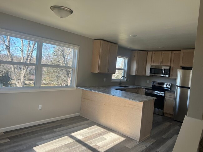 520 Van Dyke Ave unit 520, Ripon, WI 54971 - photo 4