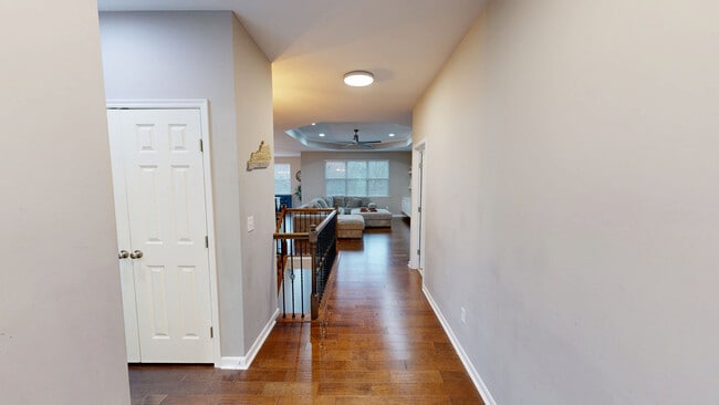 6504 Cannondale Dr, Burlington, KY 41005 - photo 2