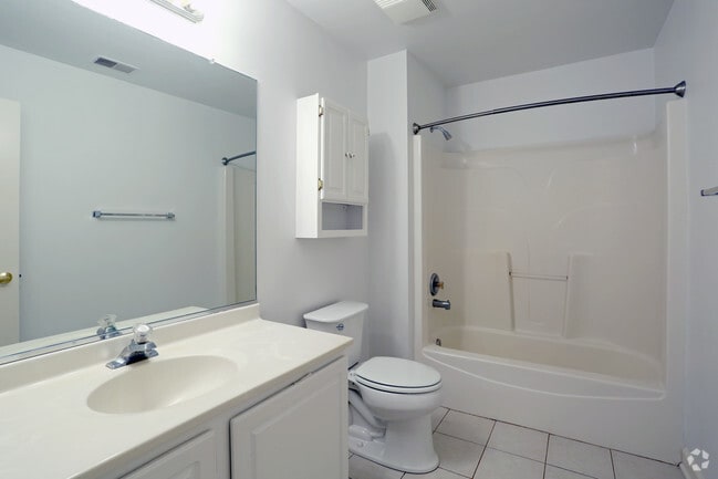 3BR, 2BA - Bathroom