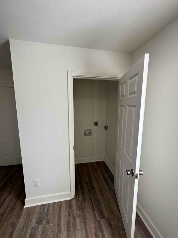 802 N Chester St unit B, Monticello, AR 71655 - photo 3