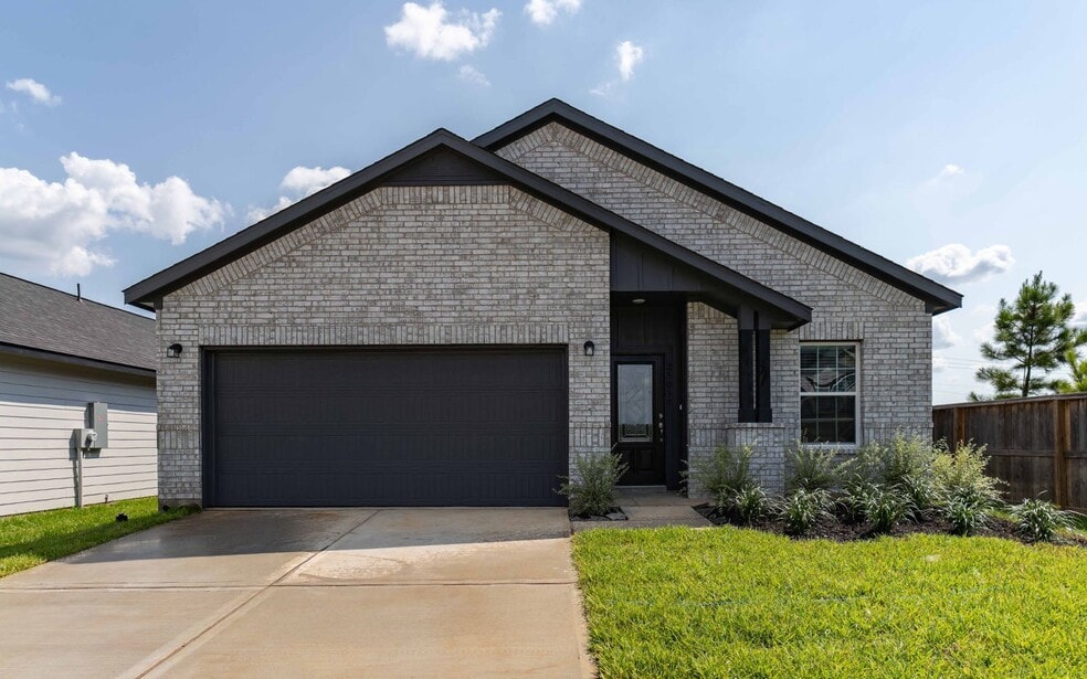 25039 Apricot Ct, Montgomery, TX 77316 - photo 1