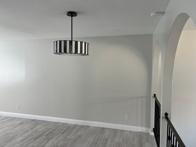 17738 Superior St unit 21, Northridge, CA 91325 - photo 6