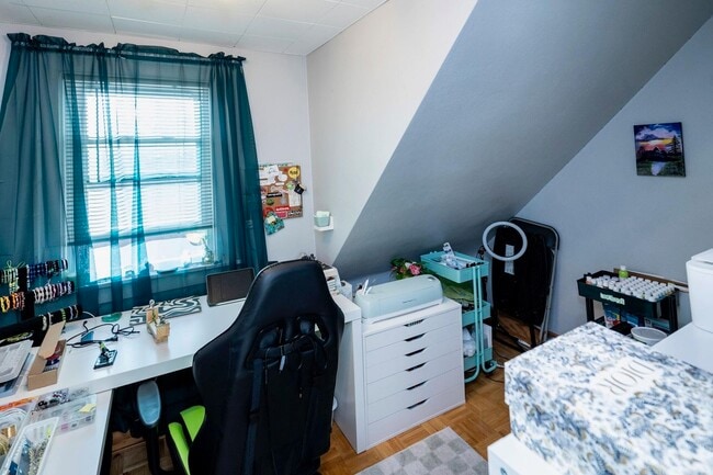 2211 E Holt Ave unit 2211A, Milwaukee, WI 53207 - photo 4