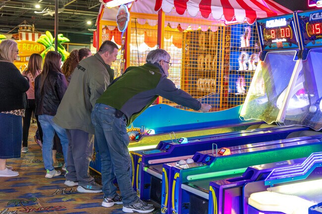 Malibu Jacks is a convenient amenity in Lansdowne for game enthusiasts of all ages.