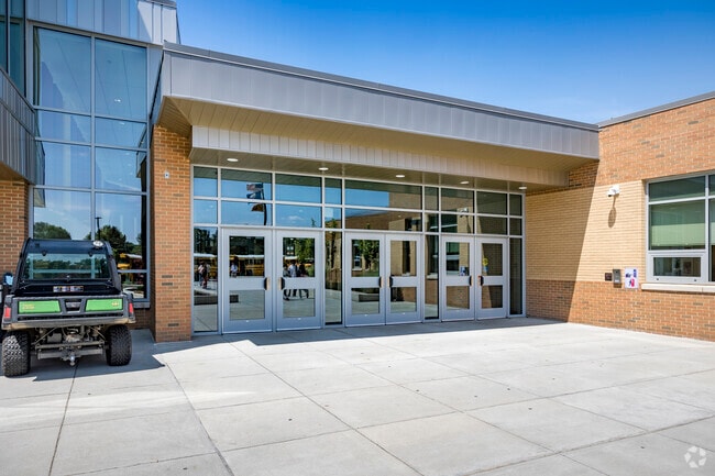 Oakton High School serves the community of Vienna.