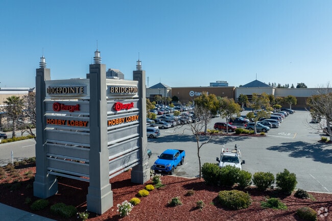 Mariners Isle caption TBD