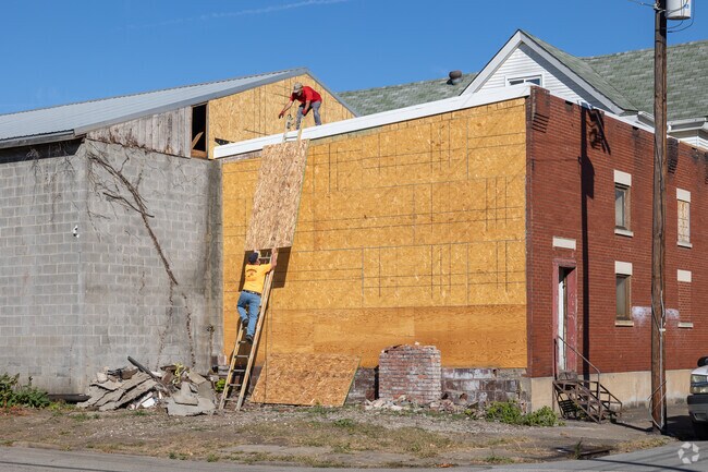 A local home in South Wheeling gets a new roof.
