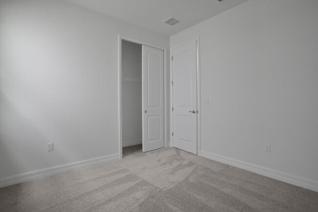 35424 Tuscan Hill Rd, Dade City, FL 33525 - photo 4