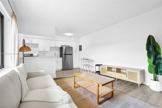 13210 Memorial Hwy Unit 210, Miami, FL 33161