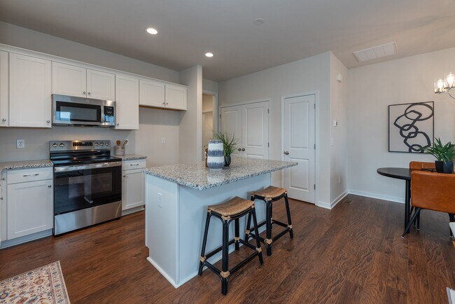 8415 Villetta Pointe Ln, Mechanicsville, VA 23116 - photo 6