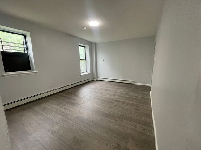 134 Grant Ave unit 2A, Jersey City, NJ 07305 - photo 3