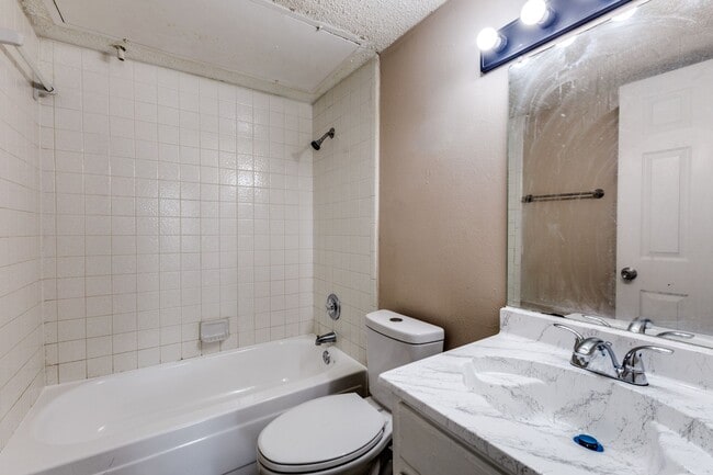 9833 Walnut St, Dallas, TX 75243 - photo 4