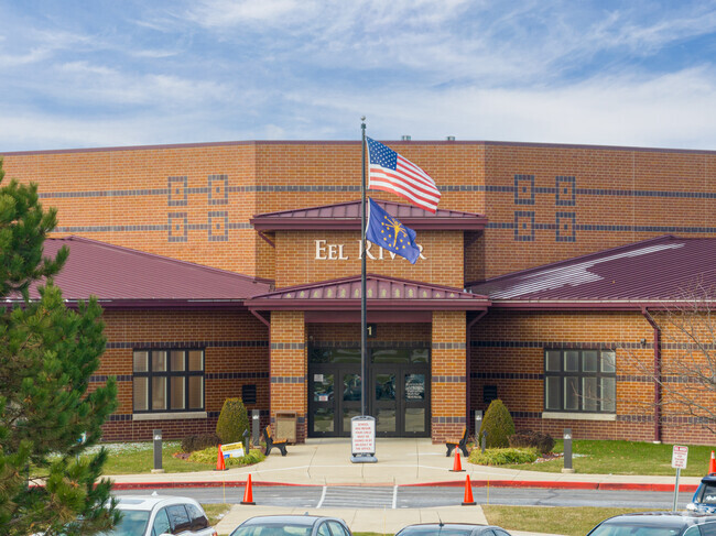 Fort Wayne's Eel River Elementary School teaches grades K-5.