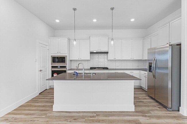 417 Canvasback Way unit 37841876, Waller, TX 77484 - photo 7