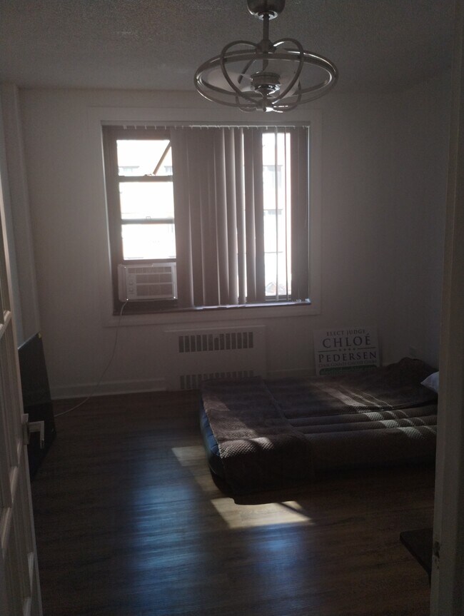 7363 S South Shore Dr Unit 508, Chicago, IL 60649