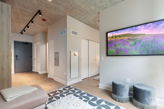 1127 W Tilden St, Chicago, IL 60607 - photo 4