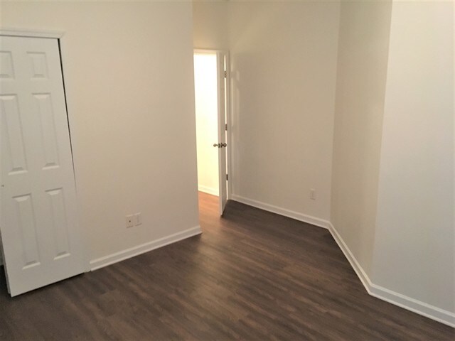 4622 Glendas Meadow Dr, Jacksonville, FL 32210 - photo 7