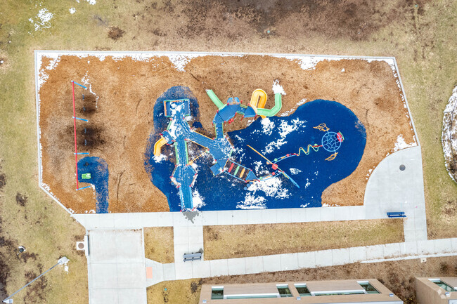 The students at Sunset Hills Elementary School enjoy learning outdoors.