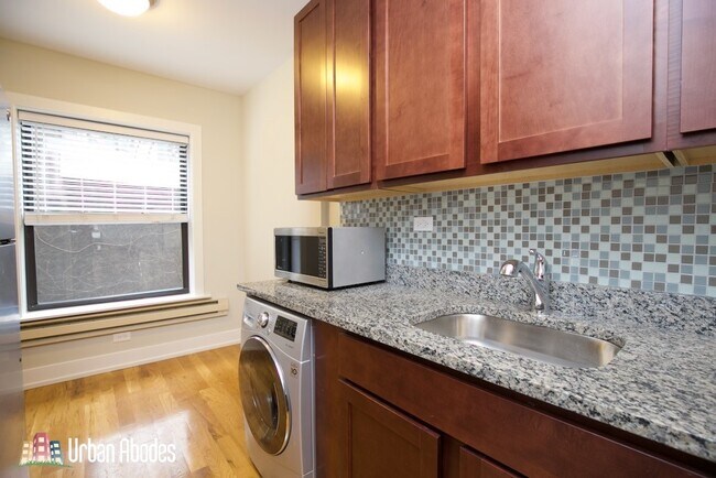 556 W Arlington Place unit A07C, Chicago, IL 60614 - photo 6