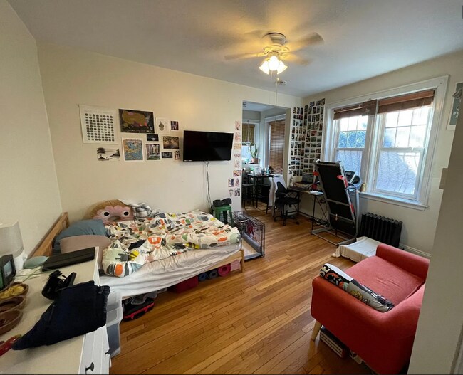 32 Orkney Rd unit 2, Brighton, MA 02135 - photo 2