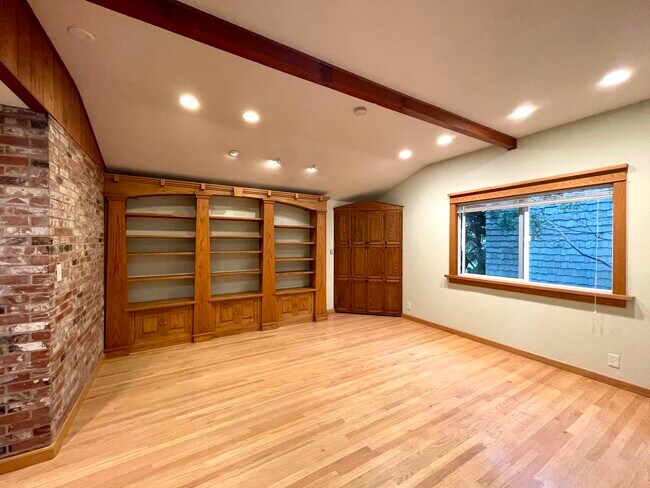 3869 Mclaughlin Ave unit Rear, Los Angeles, CA 90066 - photo 4