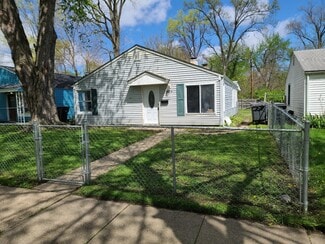 813 Roosevelt St, South Bend, IN 46616