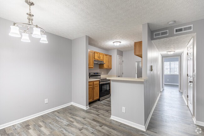 Abors of Northgate - Wonderful 2 Bedroom Apartment Community, Cincinnati, OH 45251 - photo 5