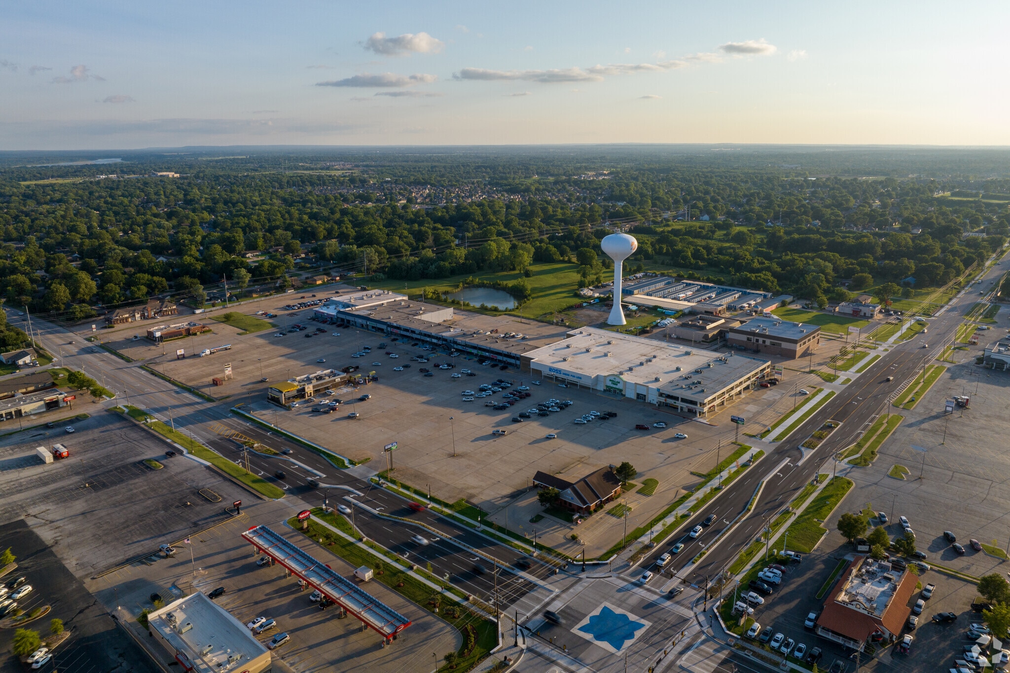 Silvertree is located on the South of Broken Arrow.
