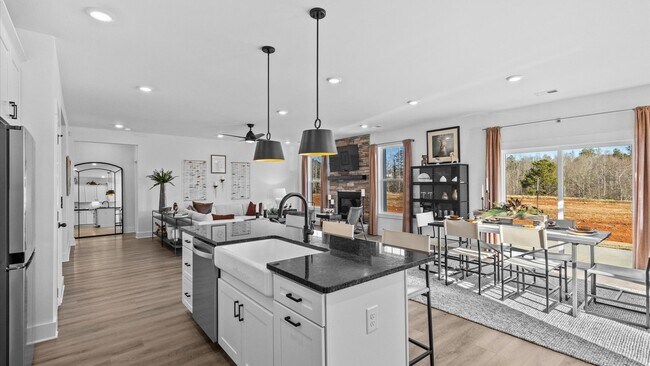 504 Winstone Trail unit 36477541, Woodruff, SC 29388 - photo 5