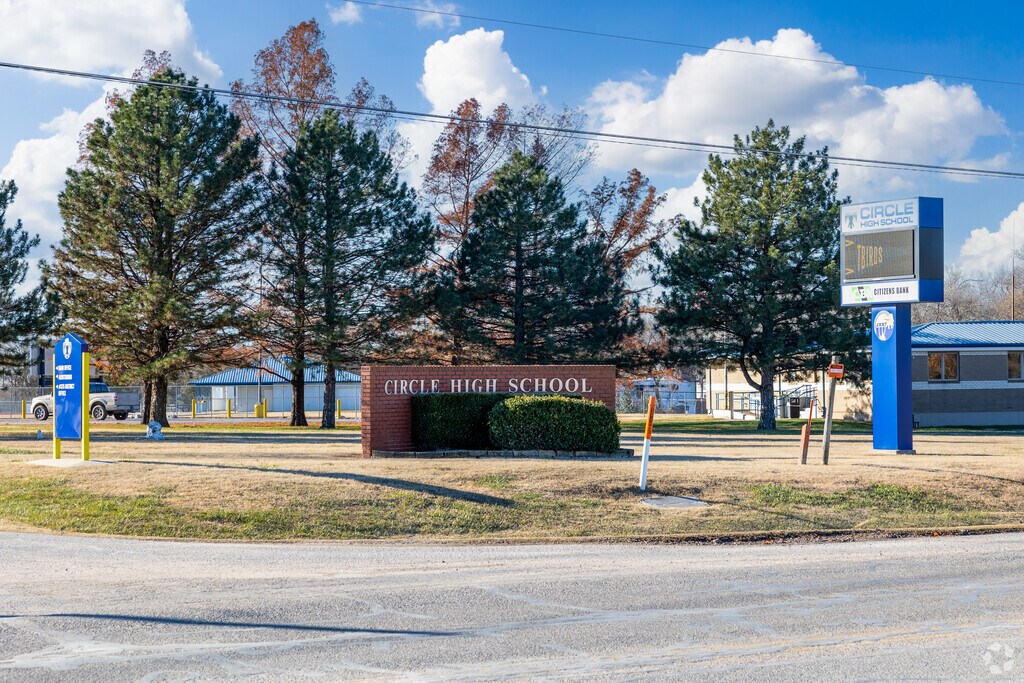 Students have the choice to attend Circle High School.