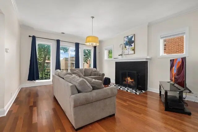 7619 N Bosworth Ave unit 2, Chicago, IL 60626 - photo 4