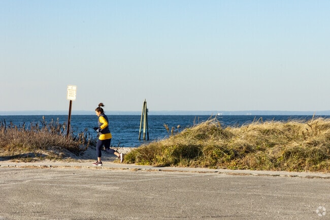 You can run to Cedar West Beach in Mount Sinai.