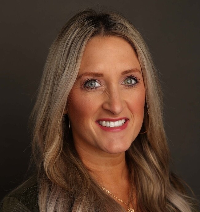Chelle Sanders