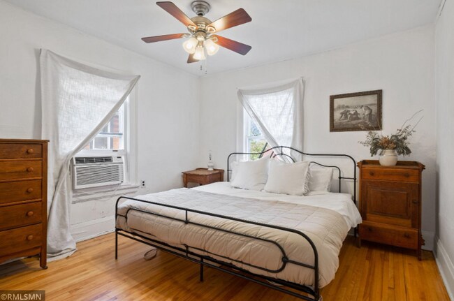 1070 Bradley St unit 2, Saint Paul, MN 55130 - photo 7