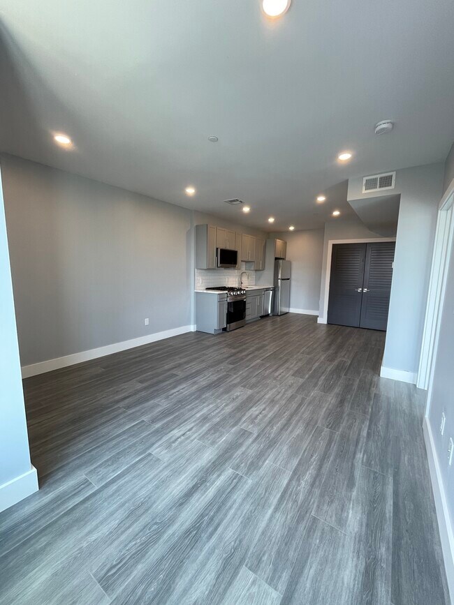 367 Western Ave unit 301, Boston, MA 02135 - photo 3