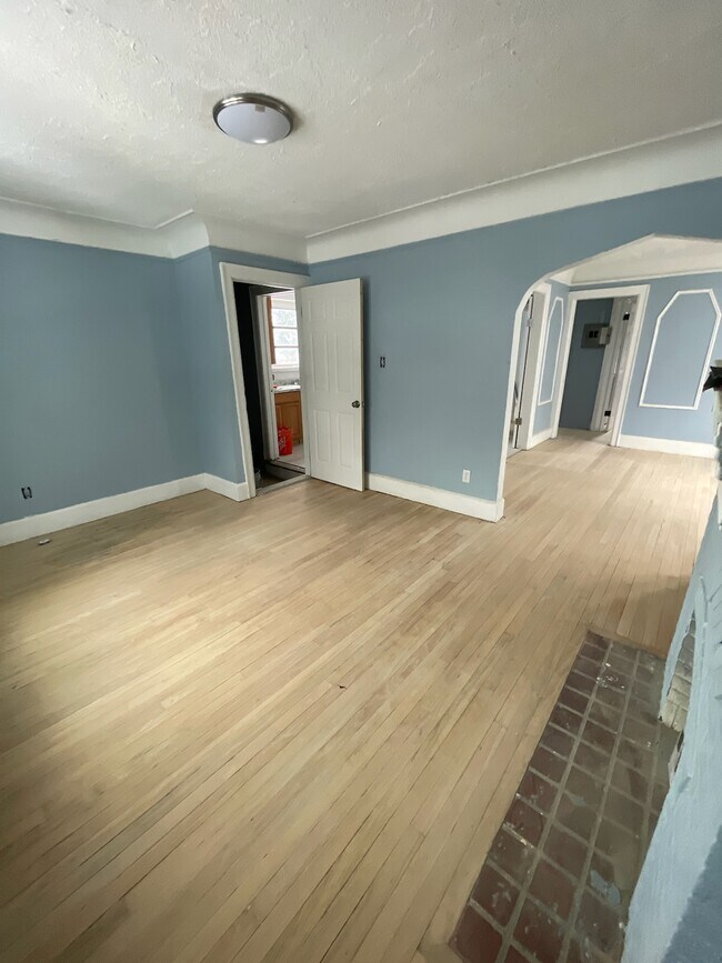 15829 Evanston St Unit 2, Detroit, MI 48224