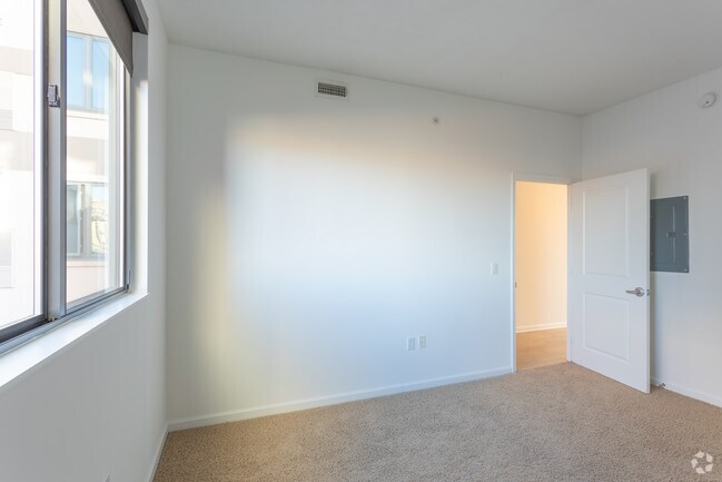 14W Apartments, Washington, DC 20009 - photo 6