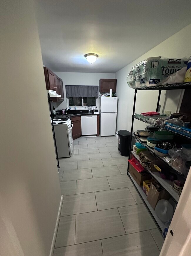 67 Saint Botolph St, Boston, MA 02116