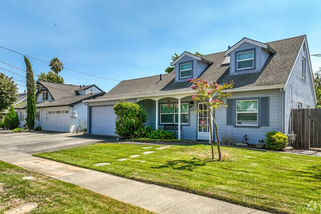 A beautiful row of cottage style homes in Coventry Manor.