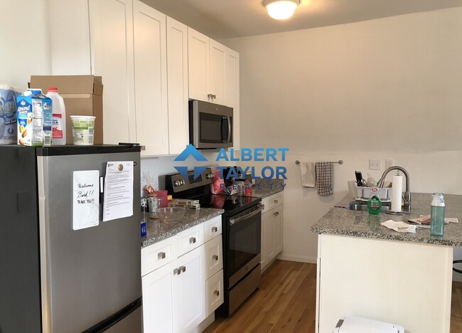 176 Northampton St unit 4, Boston, MA 02118 - photo 5