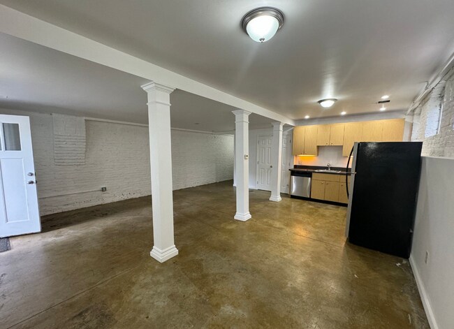 60 Frankfort St unit B, Boston, MA 02128 - photo 3