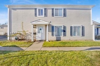 1417 Cove Dr, Prospect Heights, IL 60070