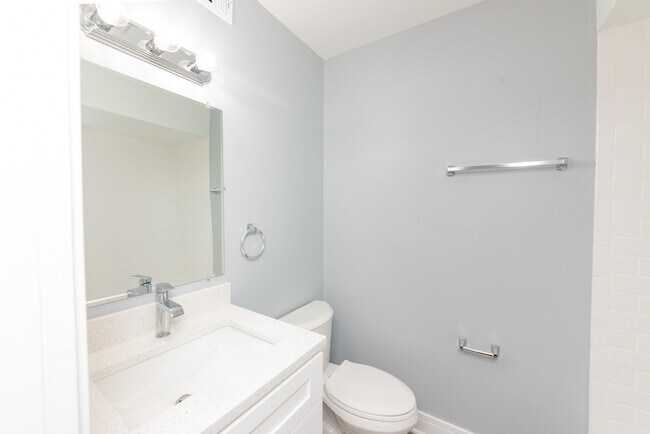 9450 Washington St unit 2B, Niles, IL 60714 - photo 6