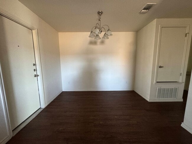 5704 Lariat Ct unit B, Killeen, TX 76543 - photo 6