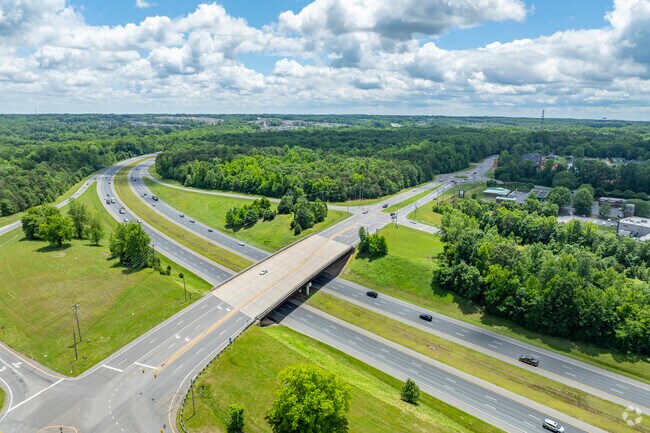 Silverwood locals have quick and convenient access to Interstate 485 for travel around town.