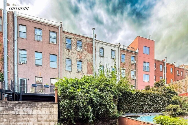 33 Bradhurst Ave, New York, NY 10030 - photo 2